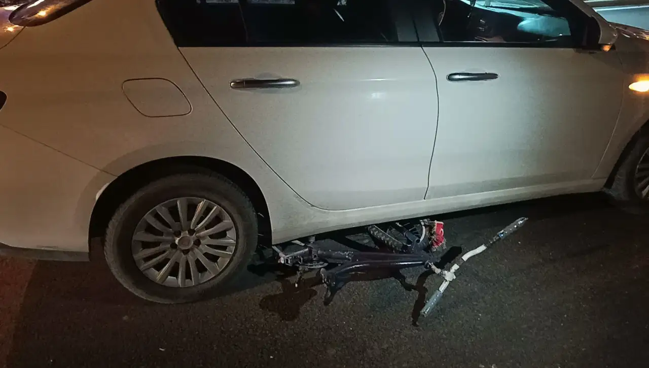 gece-saatlerinde-feci-kazaehliyetsiz-surucu-cocuga-carpti