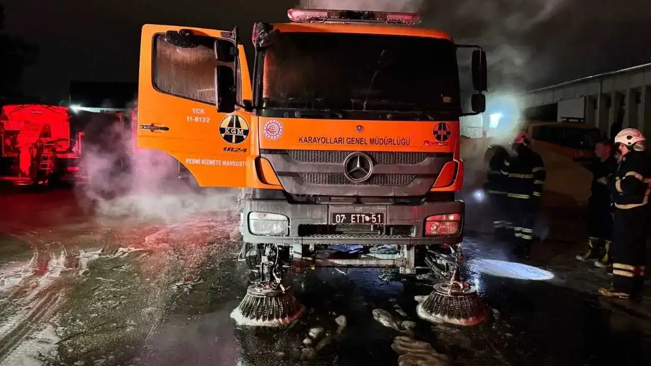 akdenizgercekkarayollari-kamyonu-2