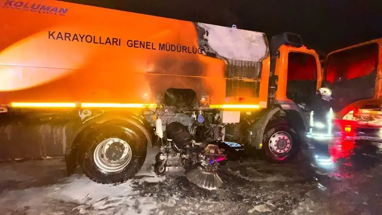 akdenizgercekkarayollari-kamyonu-4