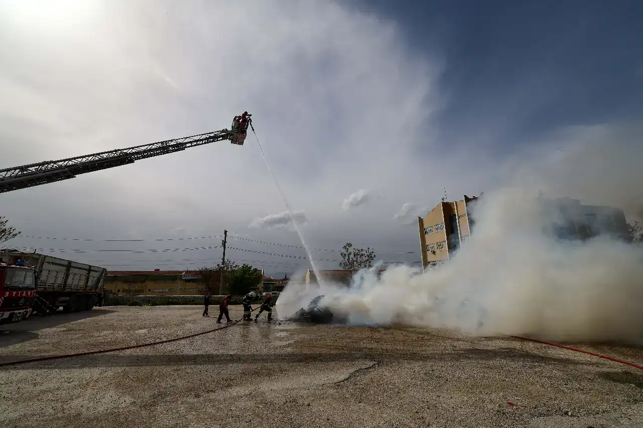 burdur-itfaiyesi-2025te-rekor-mudahale-sayisina-ulasti233