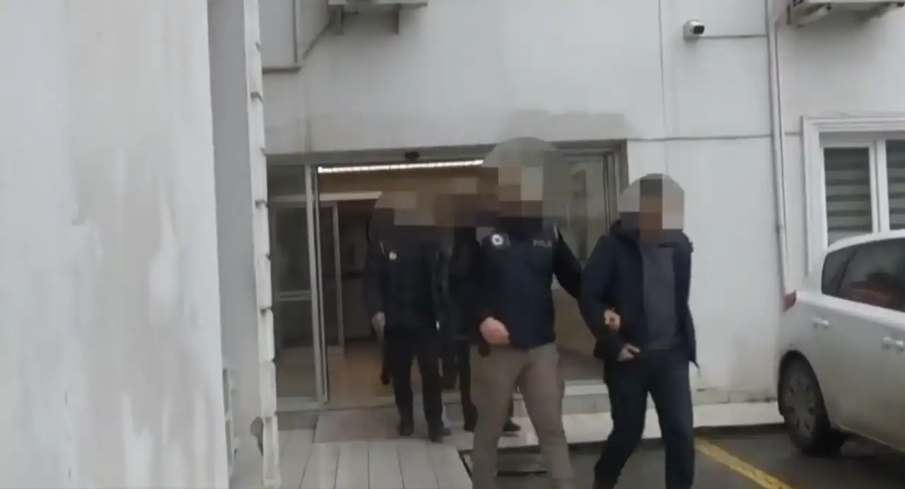 antalya-dahil-11-il-merkezli-fetoye-dev-operasyon-son-20-gunde-223-supheli-yakalandi