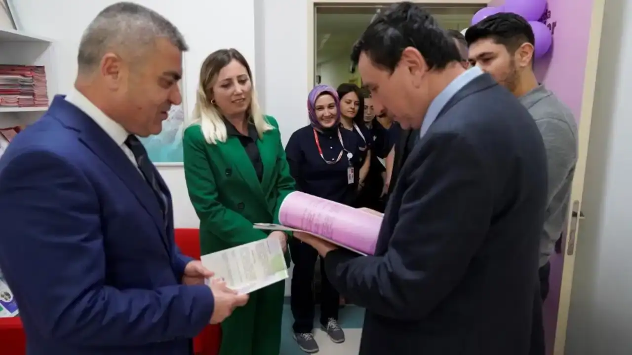 antalyada-bir-ilk-kepez-devlet-hastanesinde-menopoz-okulu-acildi