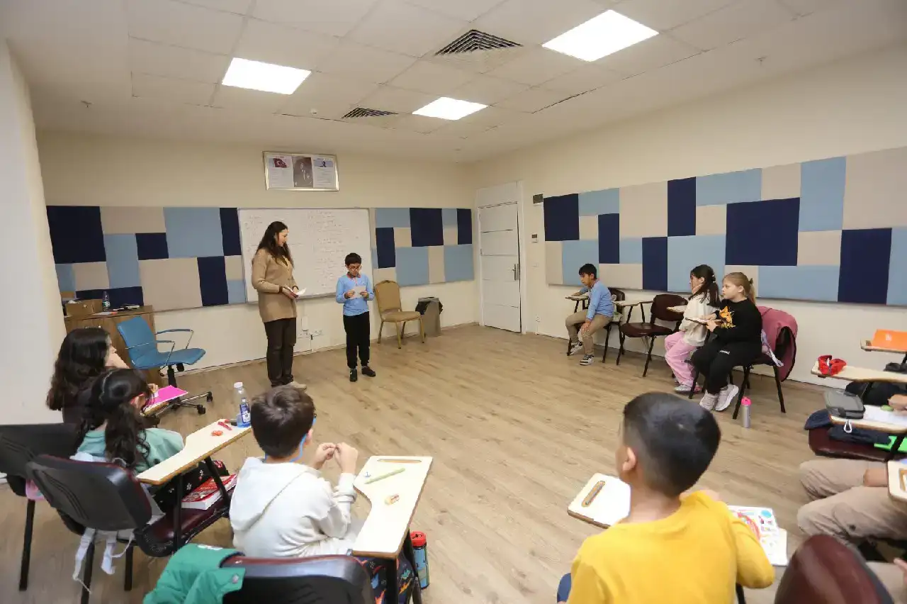 kepezde-ucretsiz-yabanci-dil-kurslari-basladi233