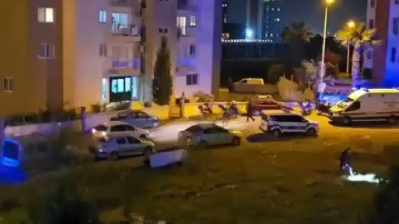 akdenizgercekarkadasini-vurup-4