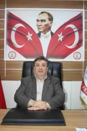 antalya-berberler-odasinda-secim-heyecani-sona-erdi-baskan-uzun-guven-tazeledi