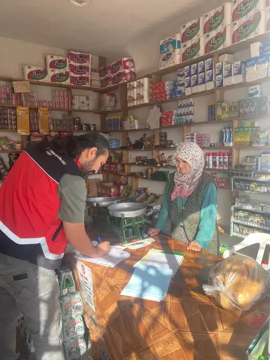 antalyada-ilce-ilce-gida-alarmi-manavgattan-gazipasaya-belgelerden-ambalajlara-tek-tek-bakildi