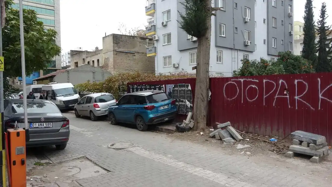 akdenizgercekbicaklanarak-olduruldu-2