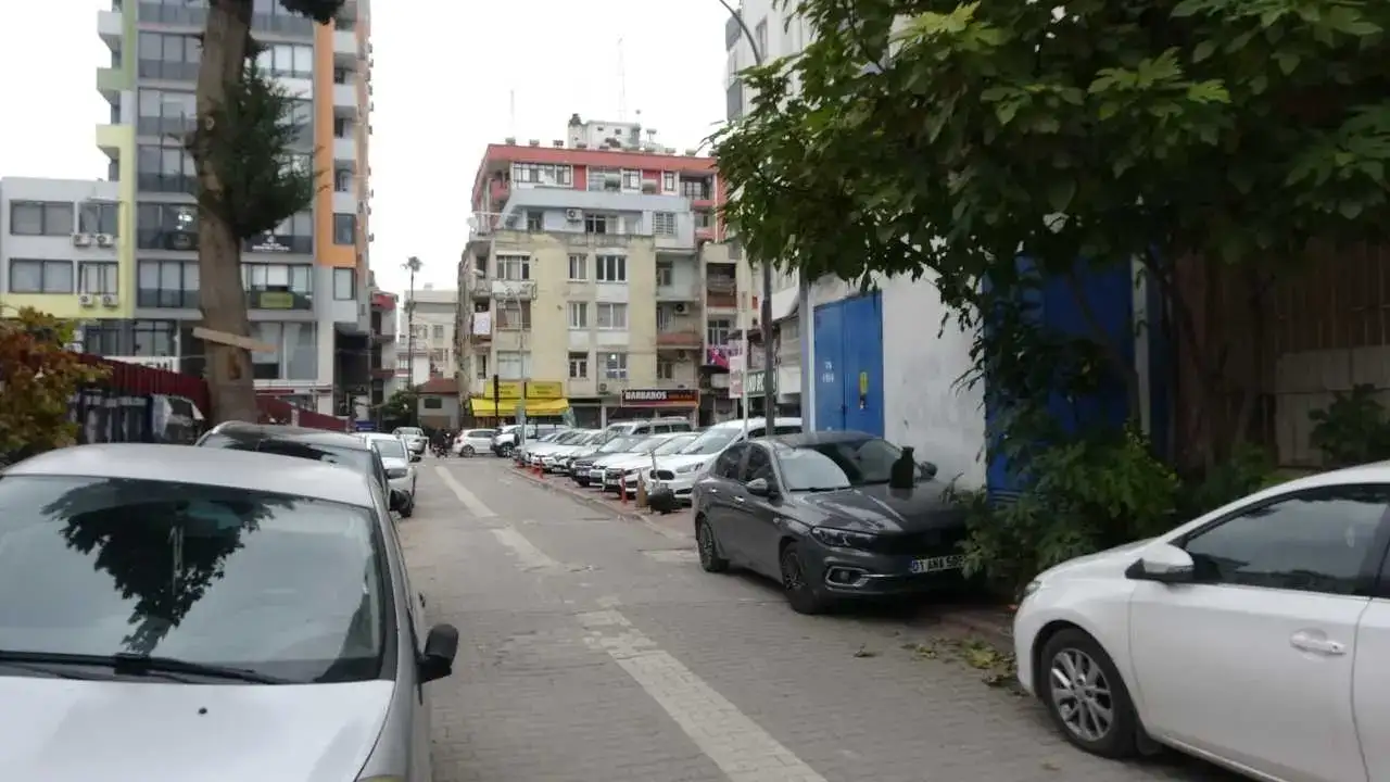 akdenizgercekbicaklanarak-olduruldu-3