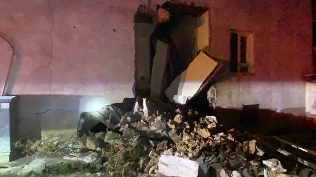 akdenizgercekmahalleliyi-ayaga-3