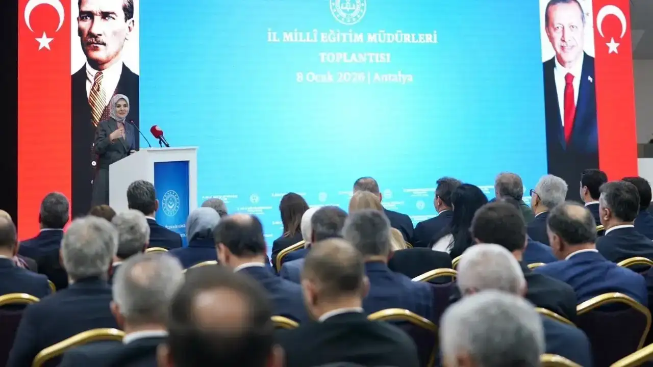 antalyada-egitim-masasi-kuruldu-iki-bakan-ayni-zirvede