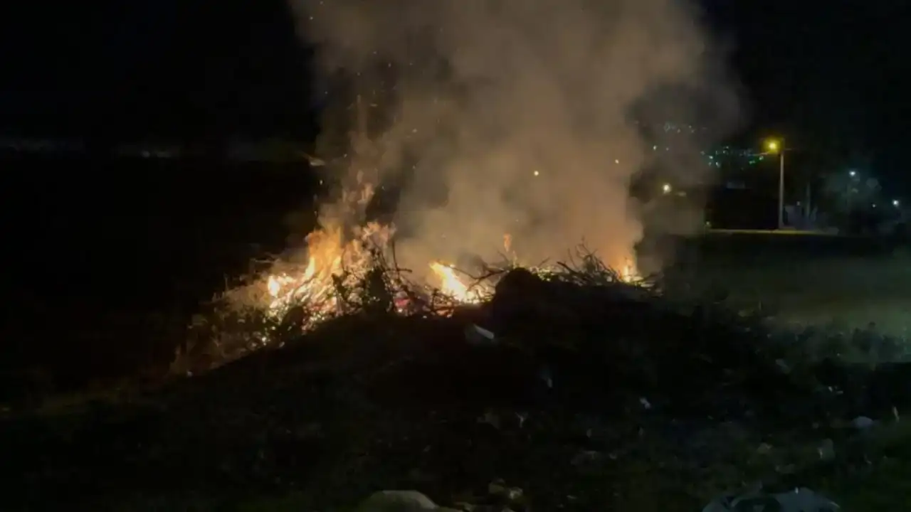 gazipasada-yangin-calilik-alan-alev-alev-yandi