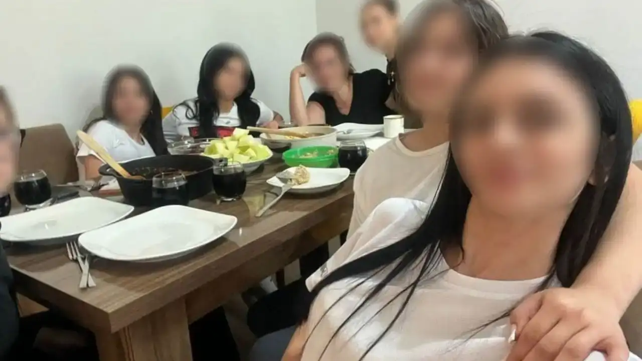 izmirde-ogretmen-ogrencilerine-ders-yerine-ev-temizligi-iddiasi