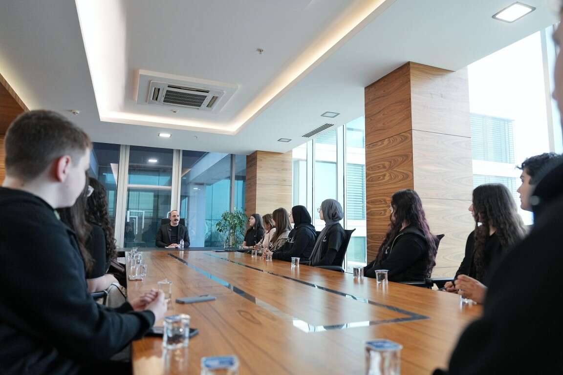 konyaaltina-genc-sesler-hakim-oldu-2132