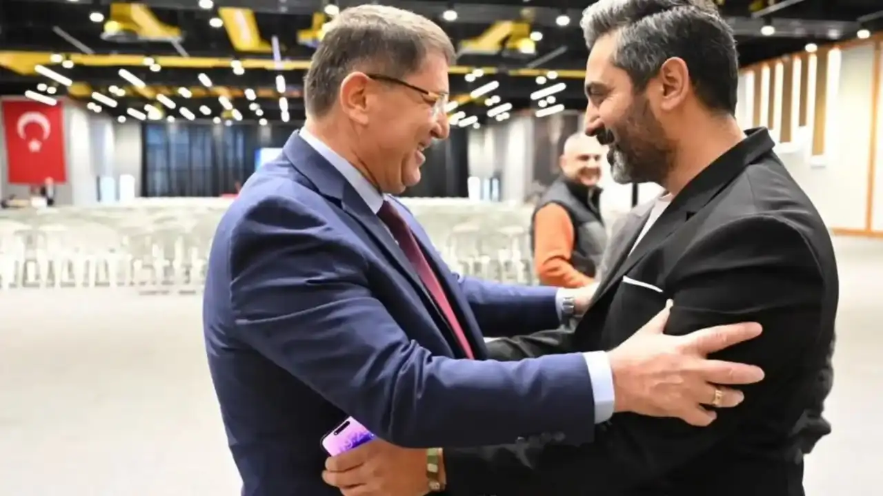 antalya-kuaforler-odasinda-sari-liste-firtinasi