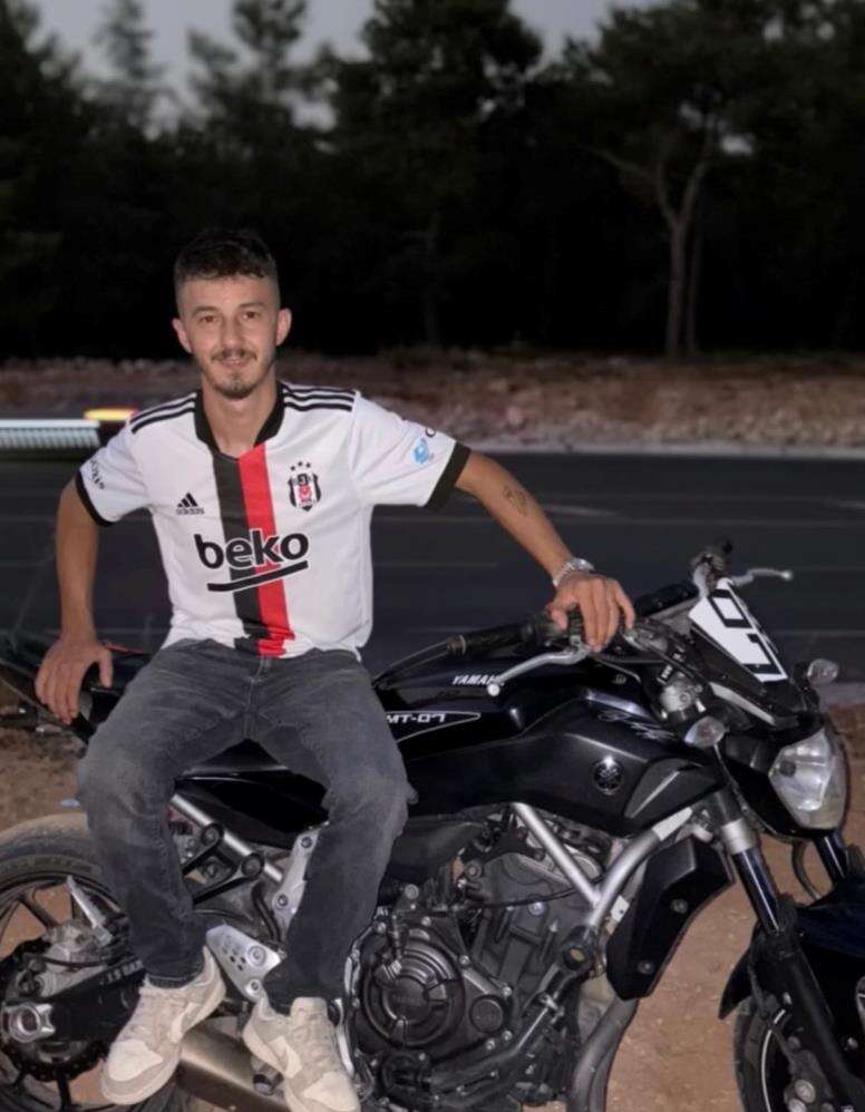 antalyada-arkadasinin-motoru-sonu-oldu-o-anlar-yurek-burktu23