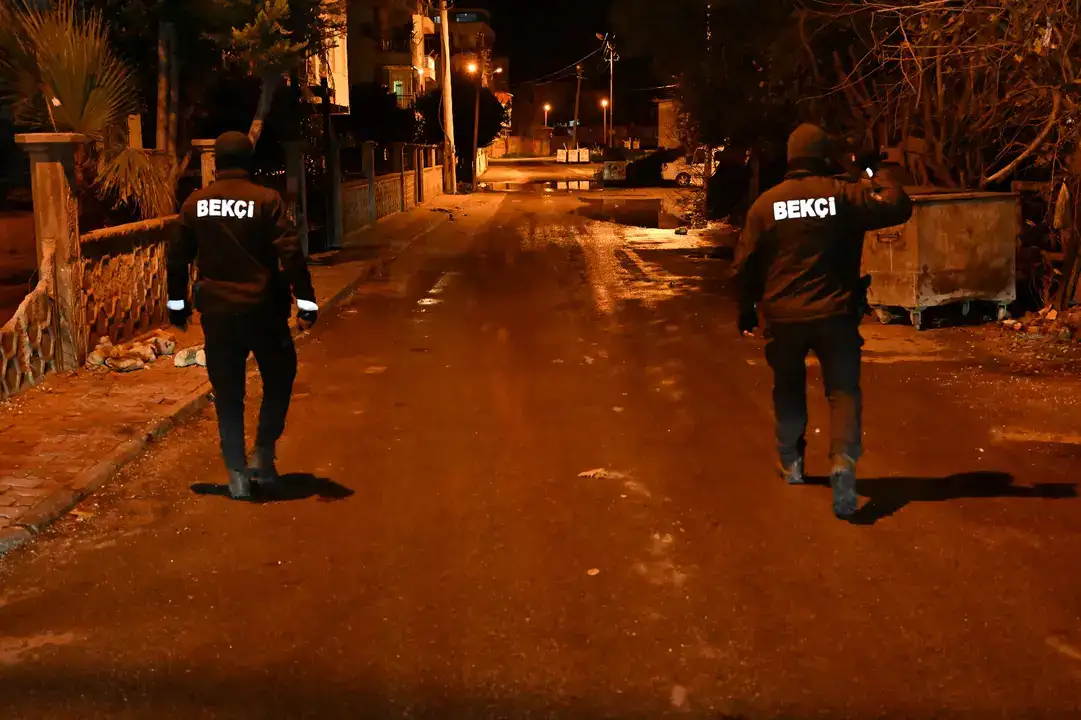 antalyada-sucla-mucadelede-tarihi-yil-yuzde-99-basari-166-milyar-tl-suc-gelirine-el-konuldu