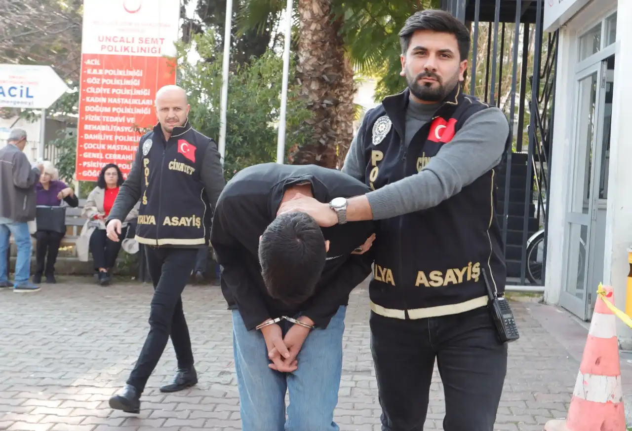 antalyada-kiz-kacirma-davasinda-sert-sozler-bu-boyle-olmazsa-kanla-biter-dediler