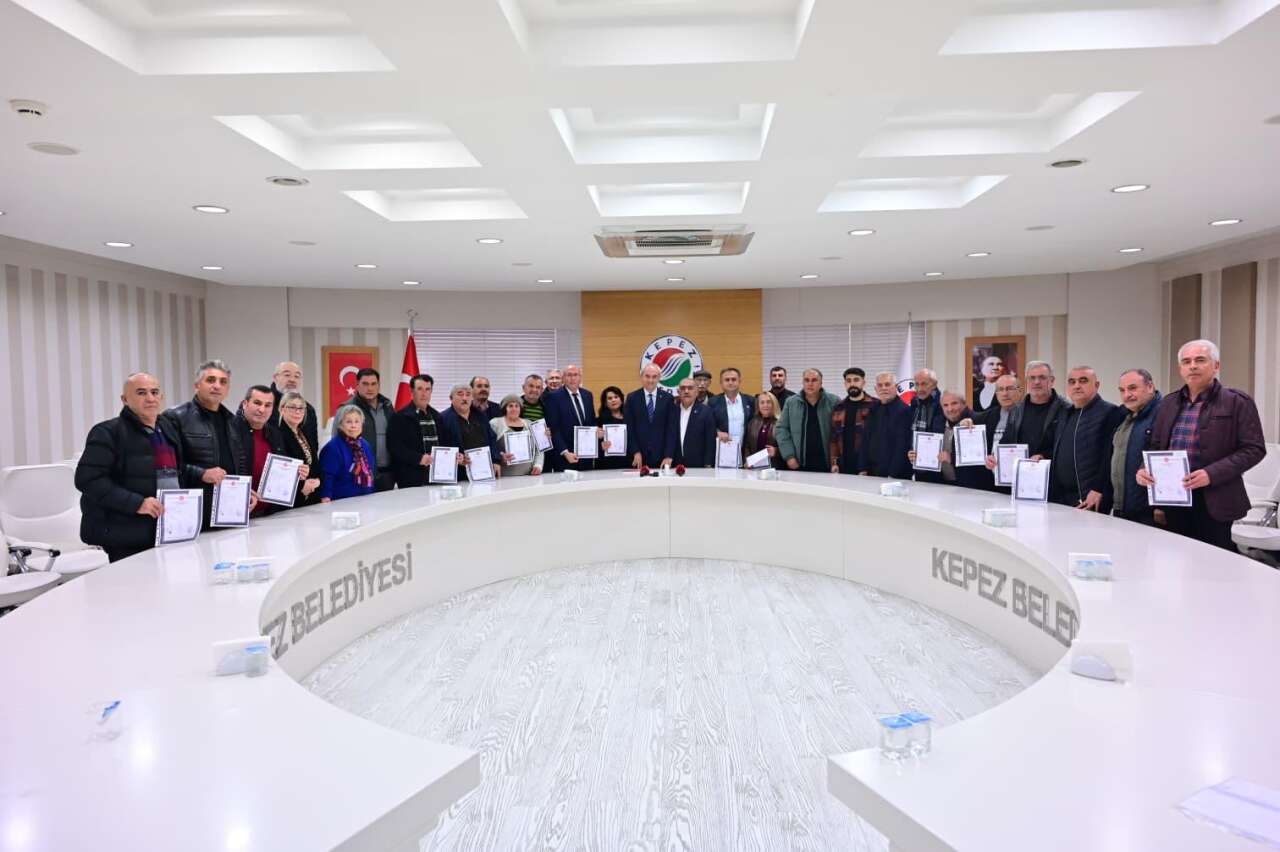 kepezde-20-yillik-imar-sorunu-cozuldu-tek-tikla-tapu-alinacak