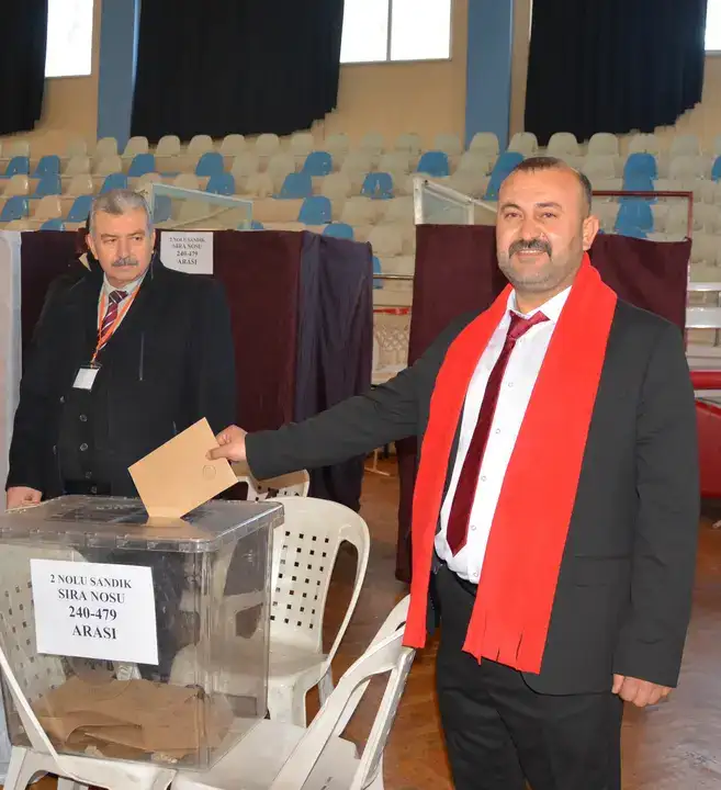 korkuteli-soforler-ve-nakliyeciler-odasi-yeni-baskanini-belirledi-unal-tatli-goreve-geldi