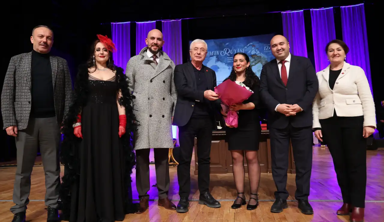 nazimin-ruyasi-antalyada-sanatseverlerle-bulustu