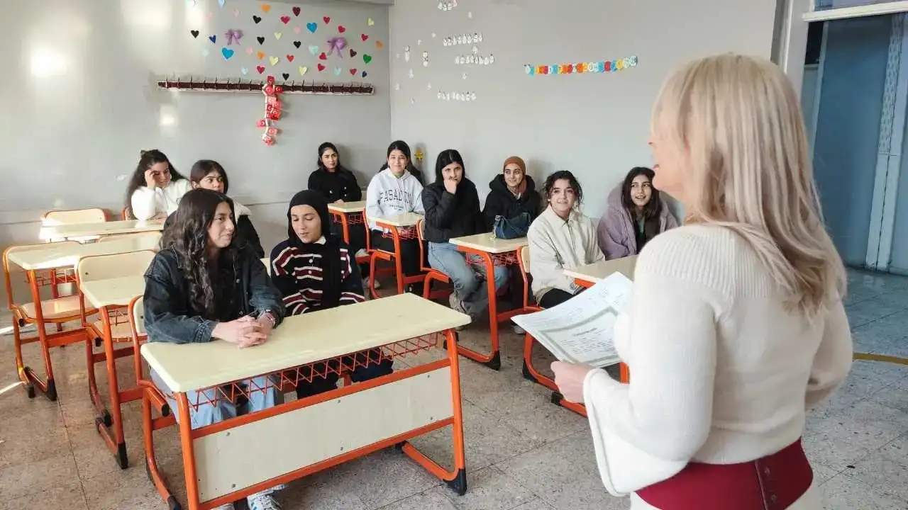 akdenizgercekyapan-ogretmen-2