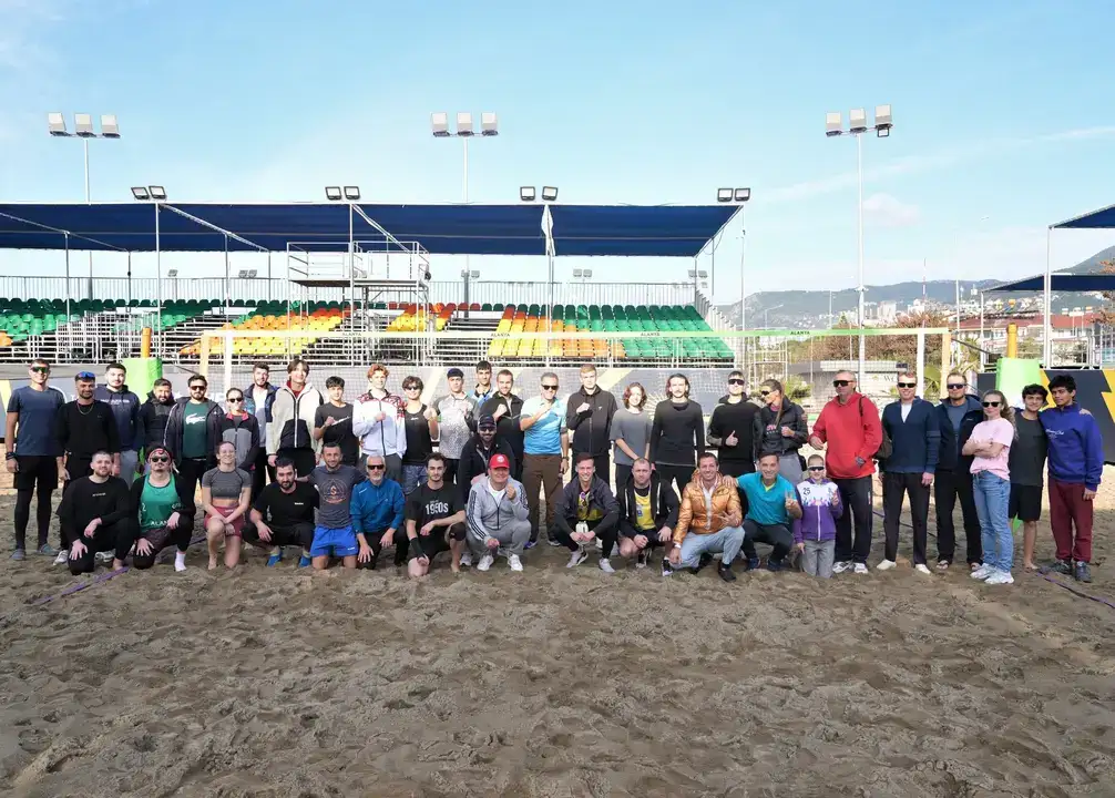alanya-plaj-voleybolu-halk-sampiyonasi-basladi-29-takim-katiliyor