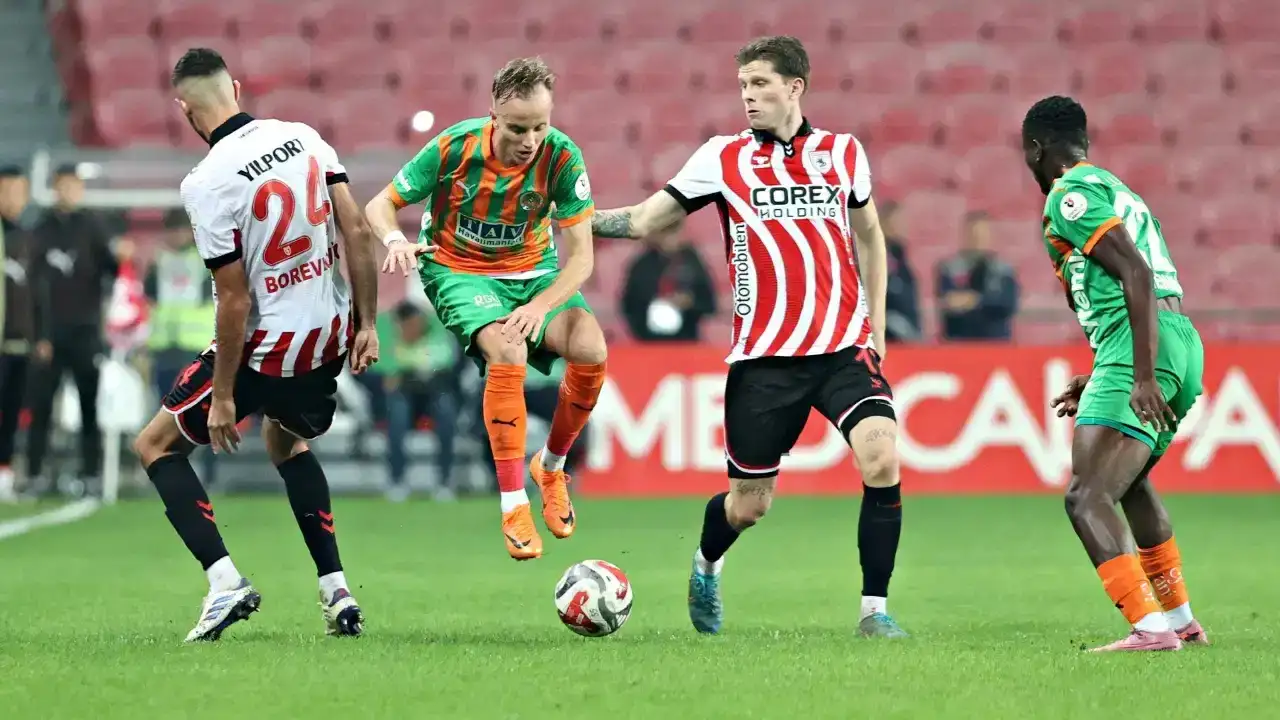 alanyaspor-fenerbahce-maci-saat-kacta-hangi-kanalda-muhtemel-11ler