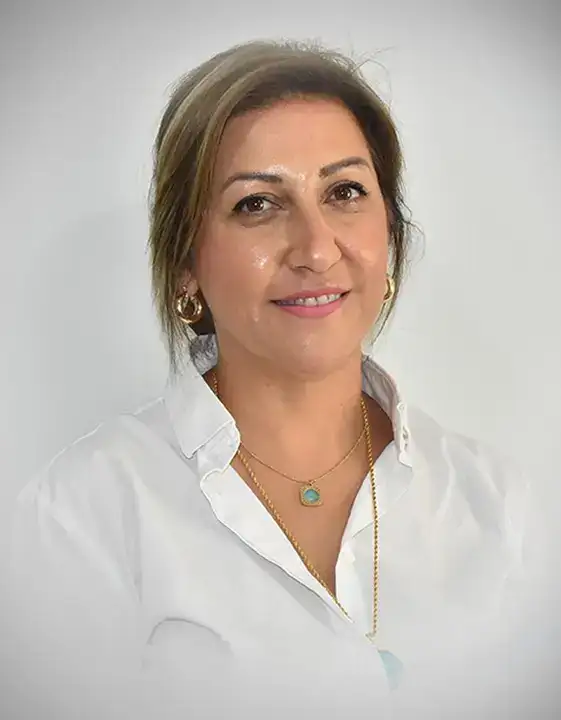 chpde-antalya-krizi-gorevden-alinan-necla-inci-bayraka-destek-veren-myk-uyesi-istifa-etti-fatma-cevik-karaman