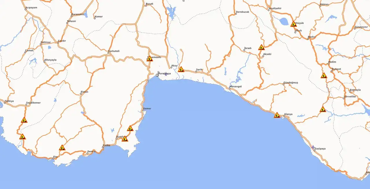 soguk-havada-bu-yollara-dikkat-antalyada-6-ilcede-9-noktada-yol-calismasi