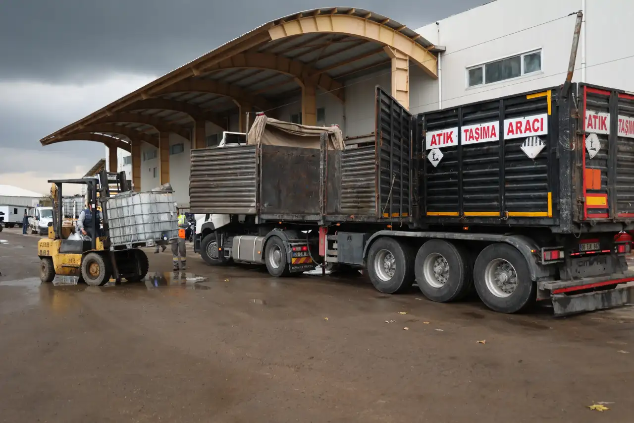 antalya-buyuksehirden-sifir-atikta-ornek-uygulama