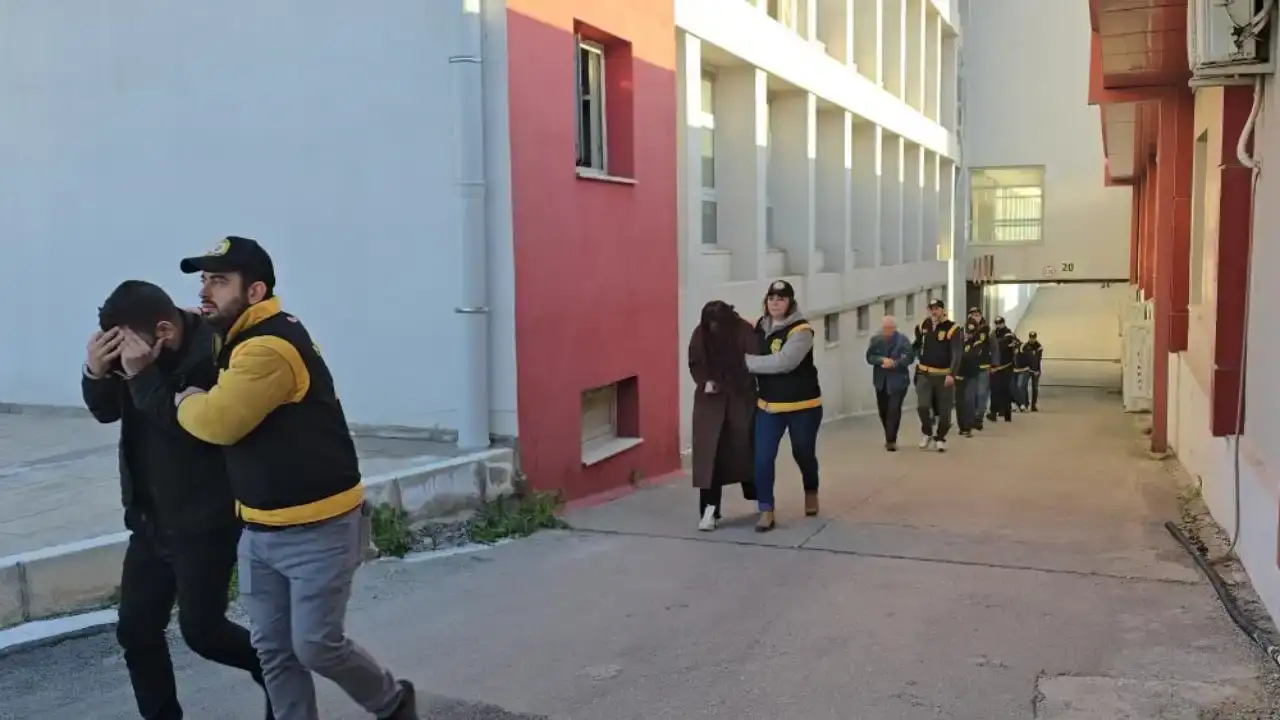 fuhus-yaptiran-masaj-salonlarina-operasyon