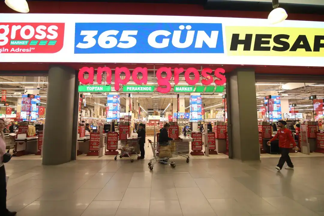 antalyada-perakende-dengesi-degisiyor-akdenizin-en-buyuk-magazasi-aciliyor