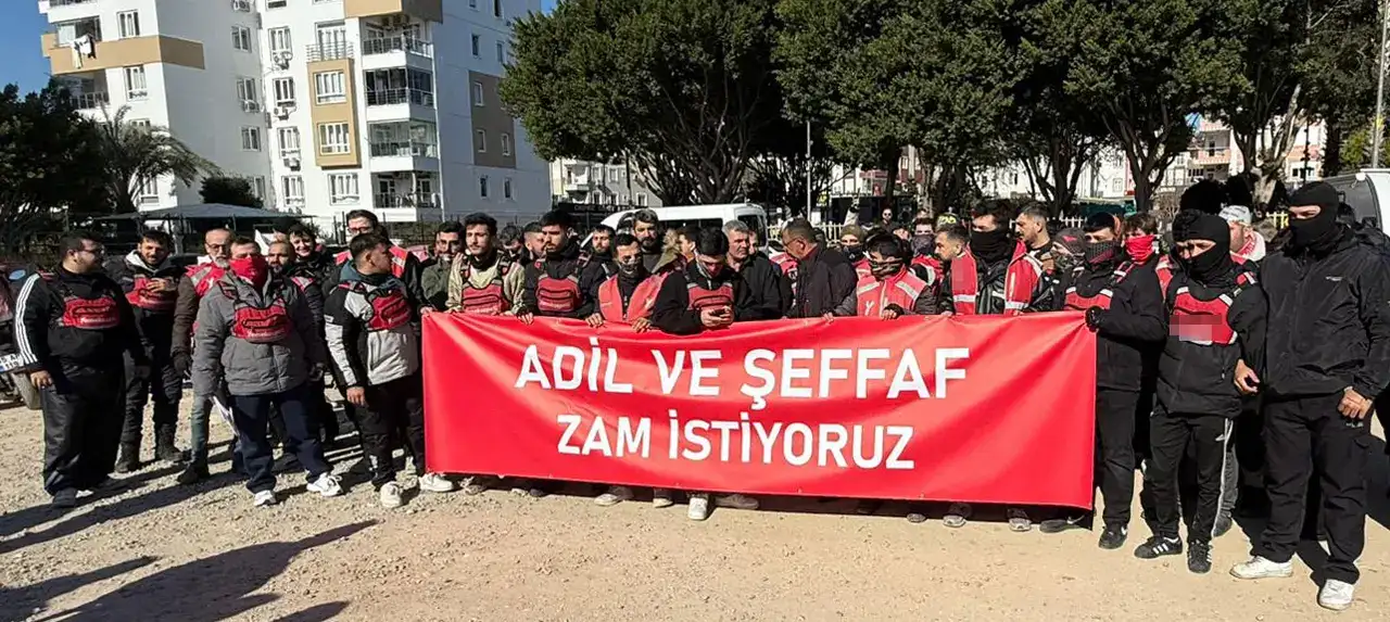 antalyada-yuzlerce-moto-kurye-eylem-yapti-boykotta-son-gun