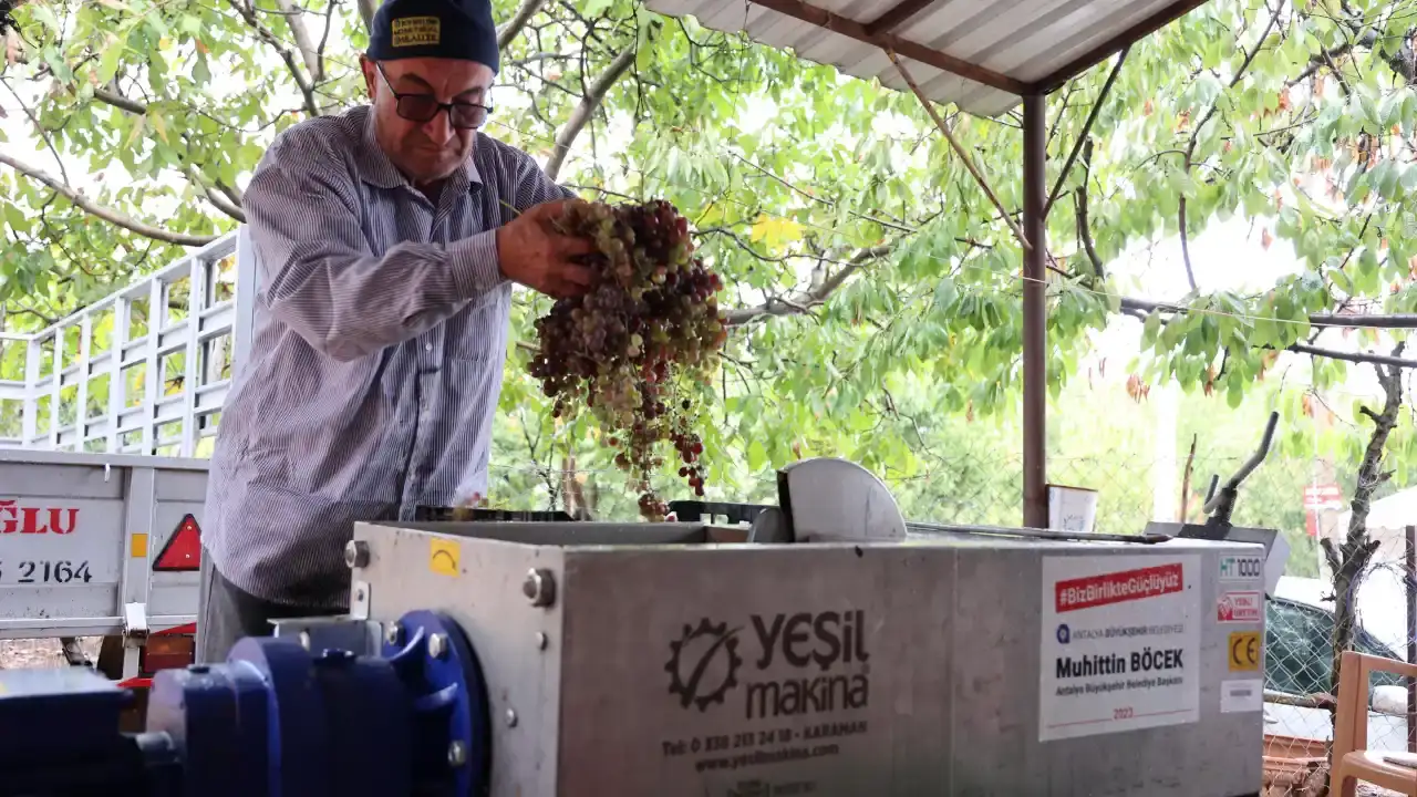 buyuksehirden-antalyali-ureticilere-tam-destek