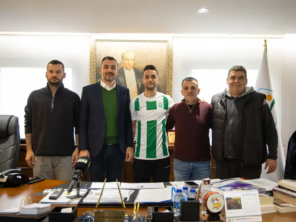manavgat-belediyespora-yeni-transfer-golcu-ismi-kadrosuna-katti