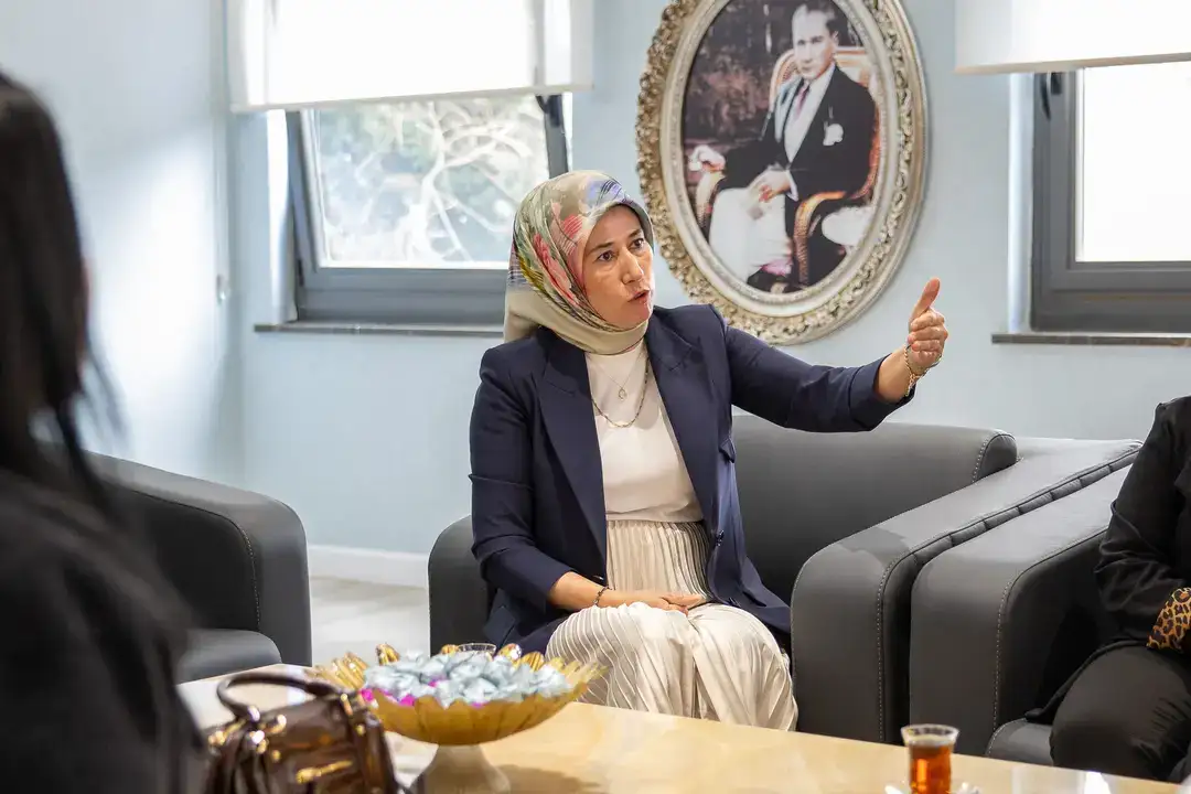 manavgatin-kadin-muhtarlarindan-belediye-cikarmasi-talepleri-baskan-vekiline-ilettiler