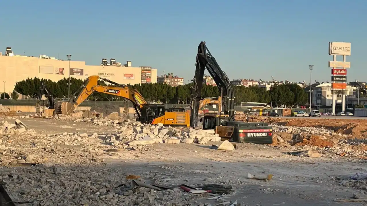 kipa-avm-alanindaki-rezidans-projesinde-yargi-devrede-bilirkisi-inceleyecek