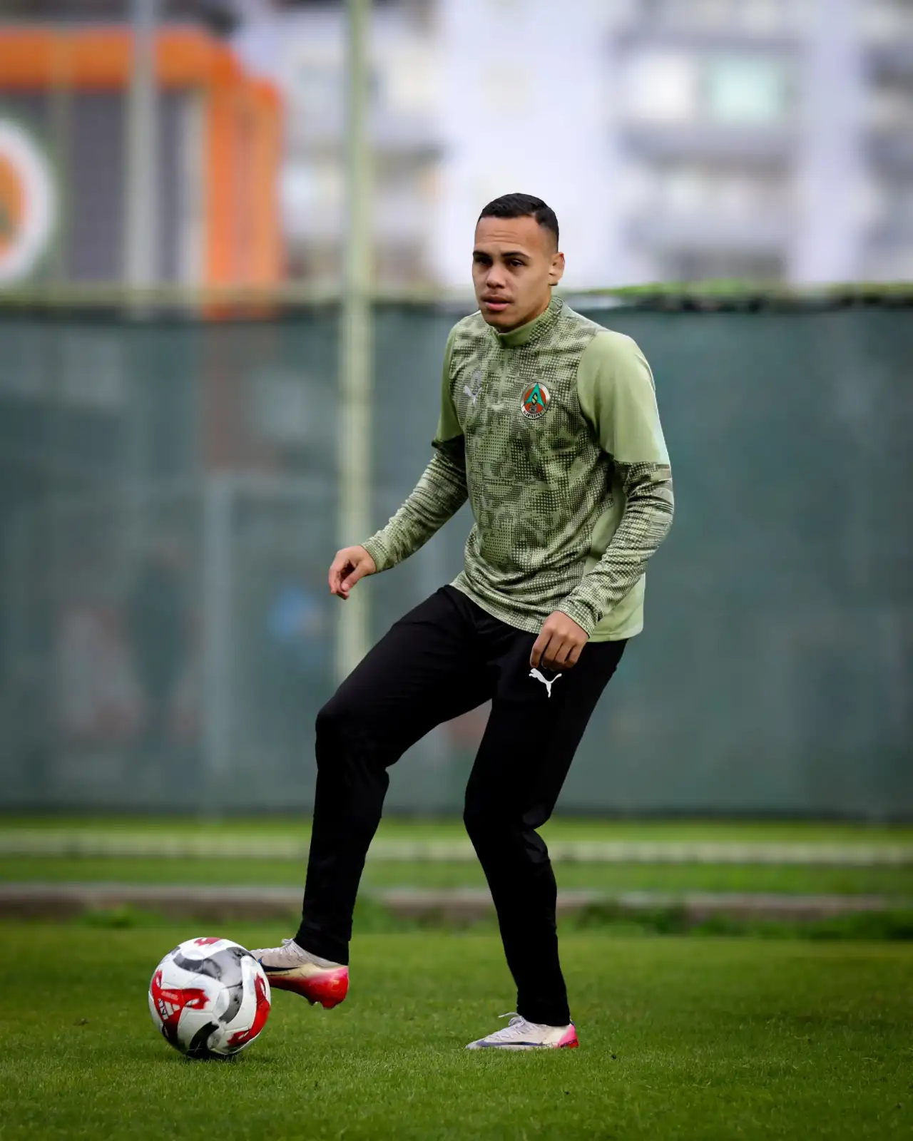 alanyasporda-rizespor-macinin-hazirliklari-suruyor