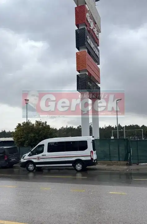 antalyada-yikilan-kipa-alanina-rezidans-ve-avm-projesinde-bilirkisi-sahadav