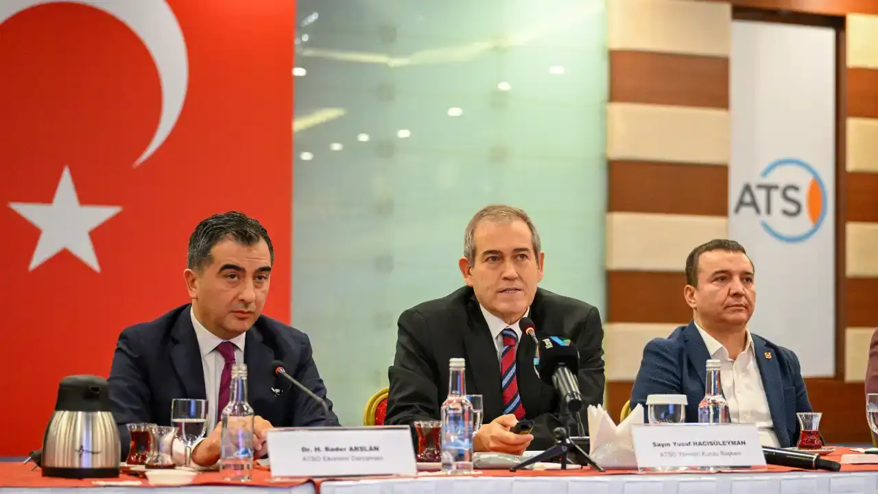 dunyadaki-gerilim-antalyaya-nasil-yansiyacak-atsoda-kritik-bulusma