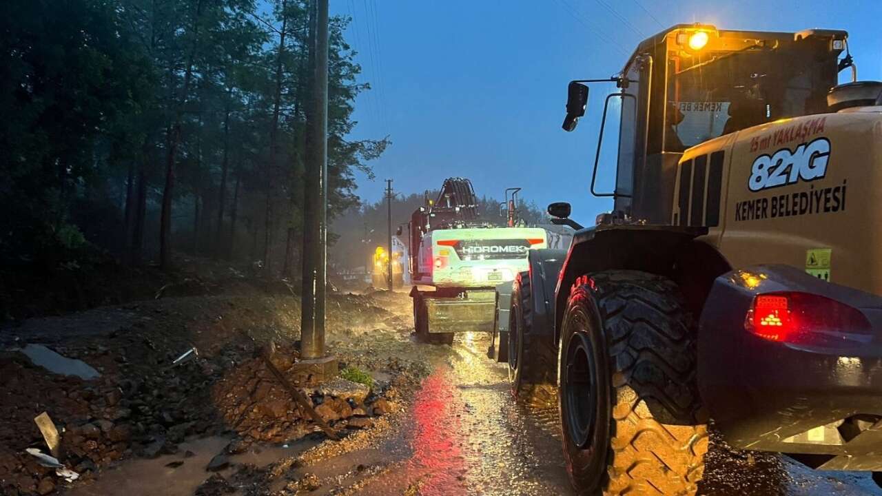 kemerde-saganak-yagis-mesaisi