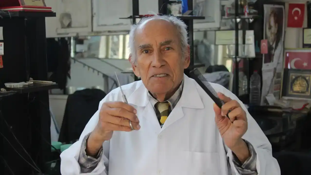 adananin-66-yildir-elinden-makas-dusmeyen-cinari