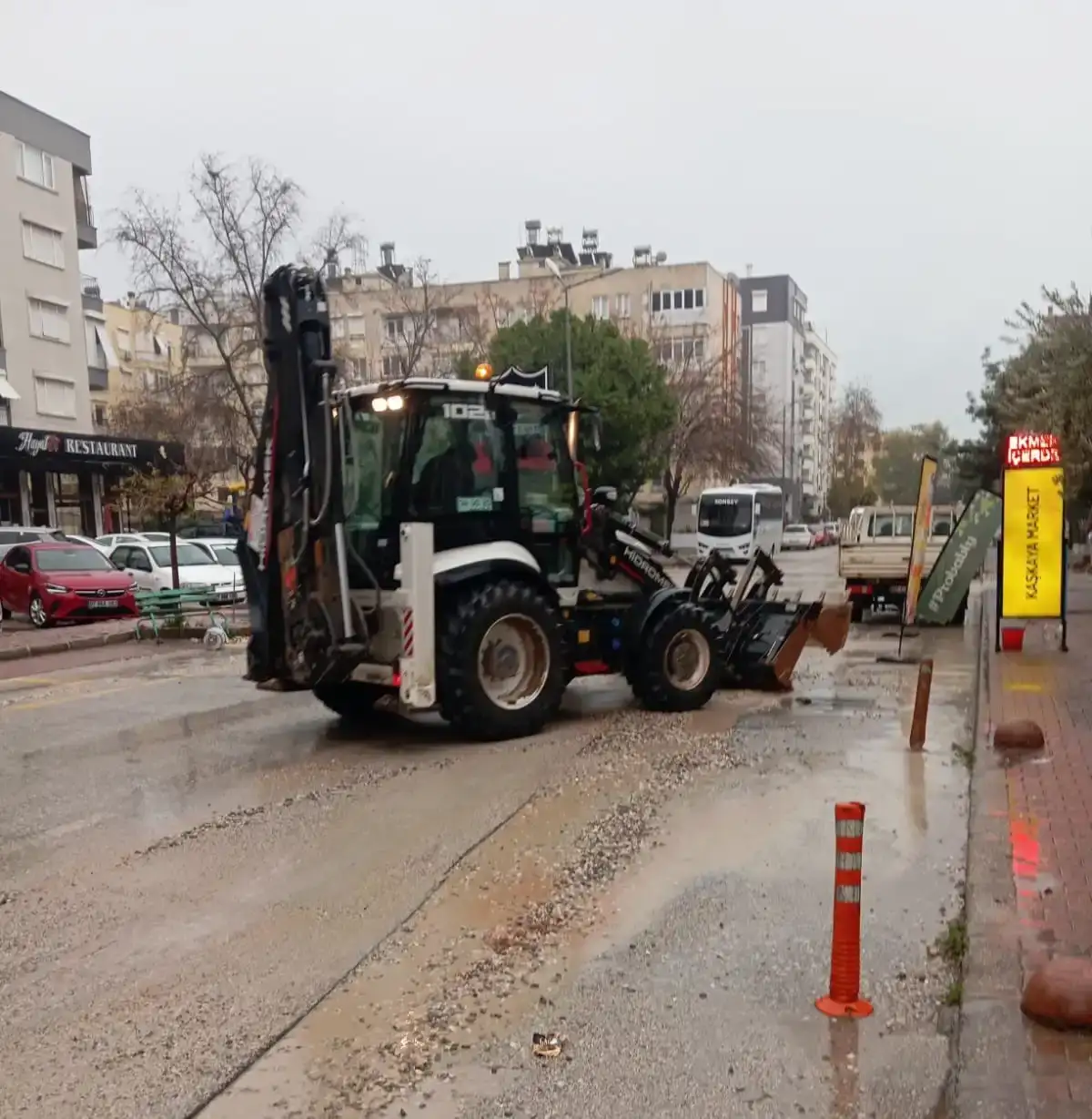 sari-kod-sonrasi-antalyada-alarm-ekipler-gece-gunduz-sahada