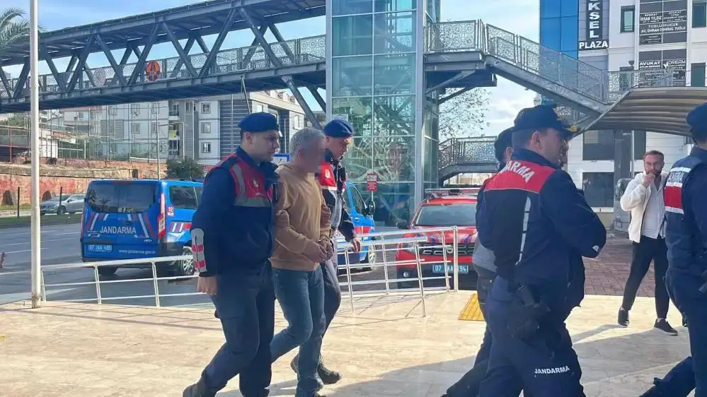 yarim-milyonluk-avokadoyu-calmak-istediler-yakalanan-suphelilere-adli-kontrol