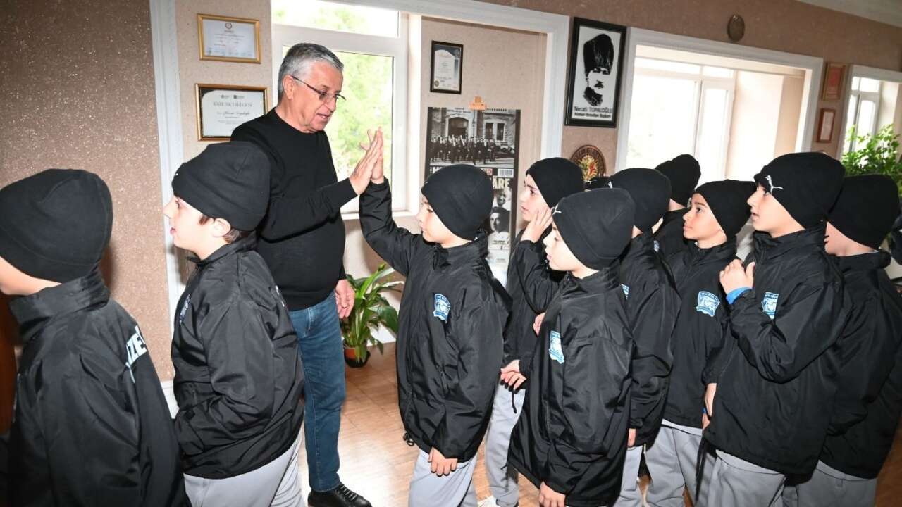 1918-rize-fkdan-baskan-topalogluna-anlamli-ziyaret