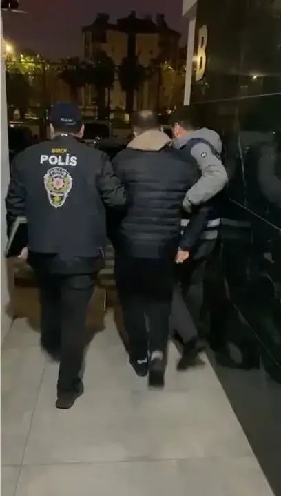 antalyada-yasa-disi-bahis-agina-desifre-25-supheli-yakalandi