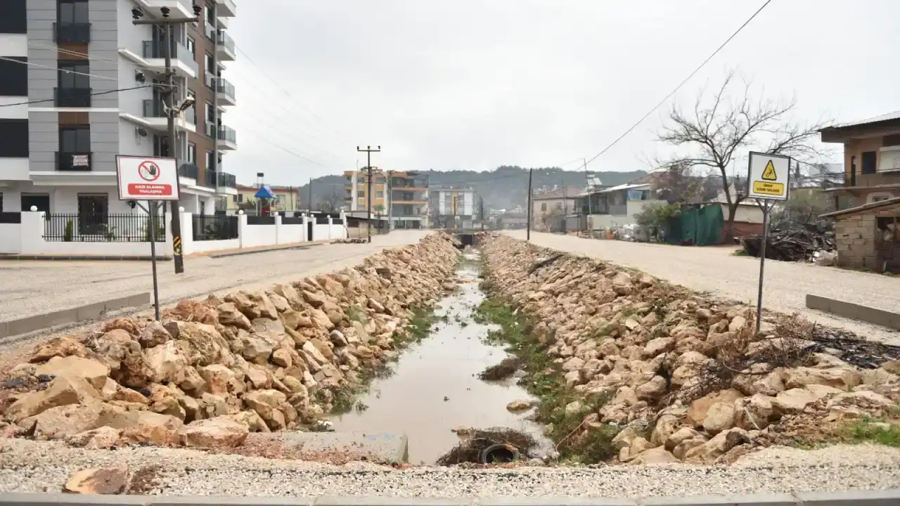 kepezde-saganak-sinavi-340-personel-sahadaydi