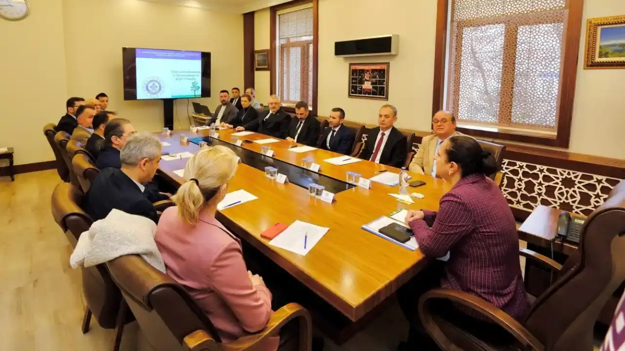 burdurda-sosyal-yardim-ve-destek-programlari-ele-alindi