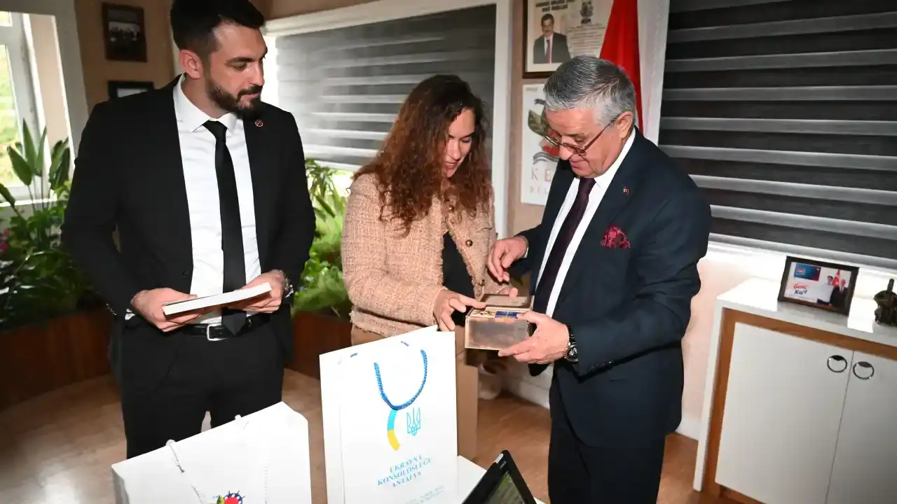 ukrayna-konsolosu-kuchmadan-kemere-ziyaret