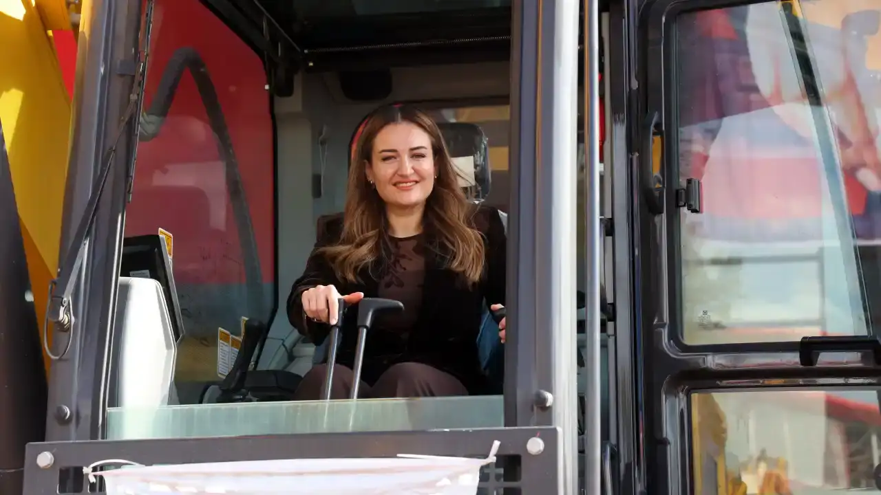 antalya-buyuksehirden-847-milyon-tllik-arac-filosu